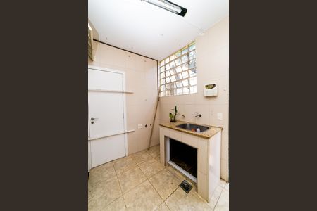 Apartamento à venda com 141m², 3 quartos e 1 vaga Apartamento à venda com 141m², 3 quartos e 1 vagaÁrea de Serviço