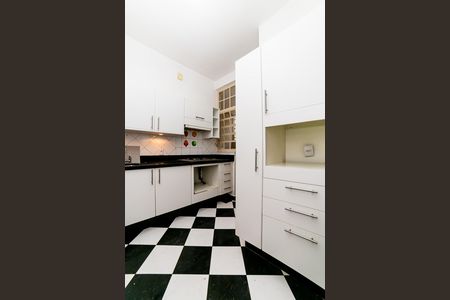 Apartamento à venda com 141m², 3 quartos e 1 vaga Apartamento à venda com 141m², 3 quartos e 1 vagaCozinha