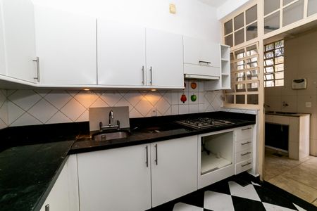 Apartamento à venda com 141m², 3 quartos e 1 vaga Apartamento à venda com 141m², 3 quartos e 1 vagaCozinha