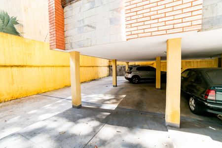 Apartamento à venda com 141m², 3 quartos e 1 vaga Apartamento à venda com 141m², 3 quartos e 1 vagaGaragem