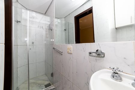 Apartamento à venda com 141m², 3 quartos e 1 vaga Apartamento à venda com 141m², 3 quartos e 1 vagaBanheiro Social