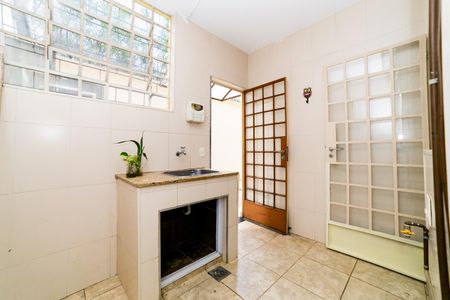 Apartamento à venda com 141m², 3 quartos e 1 vaga Apartamento à venda com 141m², 3 quartos e 1 vagaÁrea de Serviço
