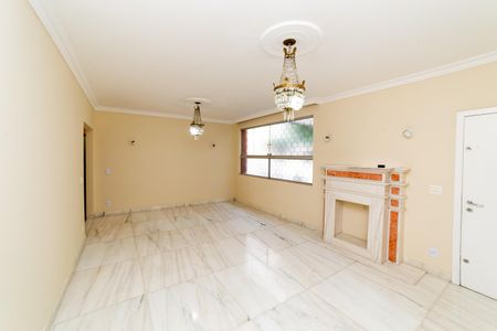 Apartamento à venda com 141m², 3 quartos e 1 vaga Apartamento à venda com 141m², 3 quartos e 1 vagaSala