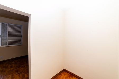 Apartamento à venda com 141m², 3 quartos e 1 vaga Apartamento à venda com 141m², 3 quartos e 1 vagaCloset da suíte