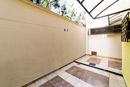 Apartamento à venda com 141m², 3 quartos e 1 vaga Apartamento à venda com 141m², 3 quartos e 1 vagaÁrea Privativa