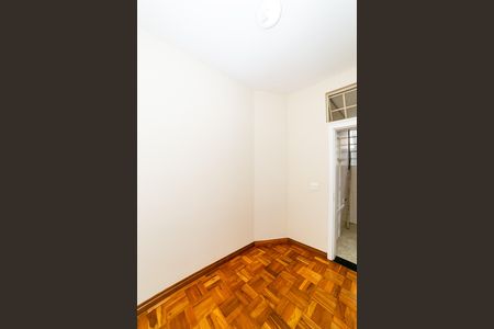 Apartamento à venda com 141m², 3 quartos e 1 vaga Apartamento à venda com 141m², 3 quartos e 1 vagaQuarto de Serviço