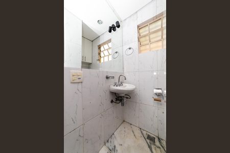 Apartamento à venda com 141m², 3 quartos e 1 vaga Apartamento à venda com 141m², 3 quartos e 1 vagaBanheiro Social