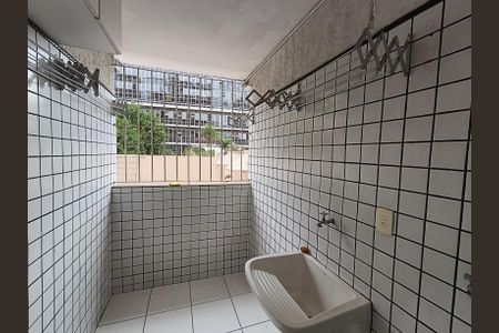 Apartamento para alugar com 56m², 2 quartos e 1 vaga Apartamento para alugar com 56m², 2 quartos e 1 vagaÁrea de Serviço