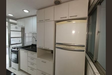 Apartamento para alugar com 56m², 2 quartos e 1 vaga Apartamento para alugar com 56m², 2 quartos e 1 vagaCozinha