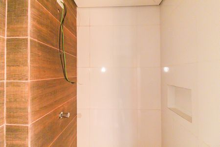 Apartamento à venda com 42m², 2 quartos e 1 vaga Apartamento à venda com 42m², 2 quartos e 1 vagaBanheiro