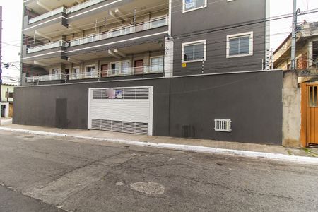Apartamento à venda com 42m², 2 quartos e 1 vaga Apartamento à venda com 42m², 2 quartos e 1 vagaFachada