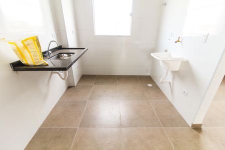 Apartamento à venda com 42m², 2 quartos e 1 vaga Apartamento à venda com 42m², 2 quartos e 1 vagaCozinha e Área de Serviço