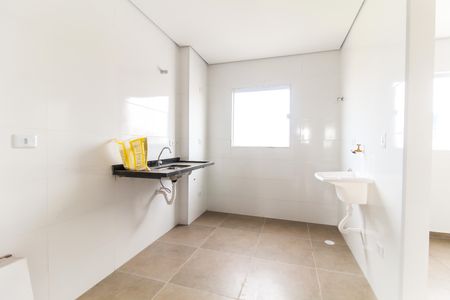 Apartamento à venda com 42m², 2 quartos e 1 vaga Apartamento à venda com 42m², 2 quartos e 1 vagaCozinha e Área de Serviço