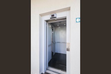 Apartamento à venda com 62m², 2 quartos e 1 vagaElevador