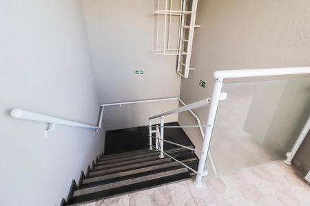 Apartamento à venda com 62m², 2 quartos e 1 vagaEscada Externa