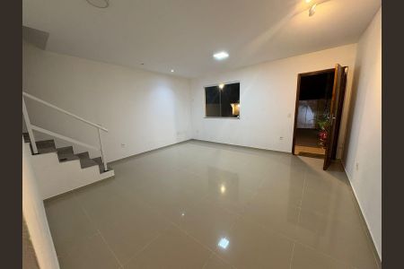 Sala de casa de condomínio para alugar com 3 quartos, 180m² em Guaratiba, Rio de Janeiro