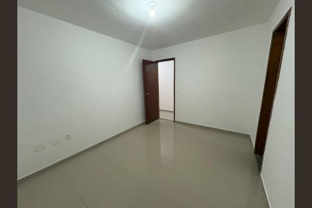 Casa de condomínio para alugar com 180m², 3 quartos e 1 vaga Casa de condomínio para alugar com 180m², 3 quartos e 1 vagaQuarto
