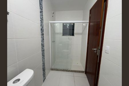 Casa de condomínio para alugar com 180m², 3 quartos e 1 vaga Casa de condomínio para alugar com 180m², 3 quartos e 1 vagaBanheiro