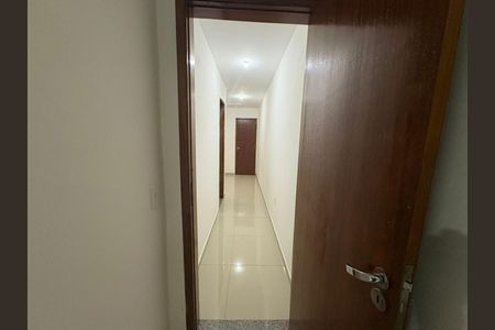 Casa de condomínio para alugar com 180m², 3 quartos e 1 vaga Casa de condomínio para alugar com 180m², 3 quartos e 1 vagaCorredor