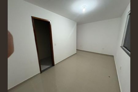 Casa de condomínio para alugar com 180m², 3 quartos e 1 vaga Casa de condomínio para alugar com 180m², 3 quartos e 1 vagaQuarto