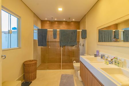 Casa à venda com 3 quartos, 200m² em Planalto Paulista, São Paulo
