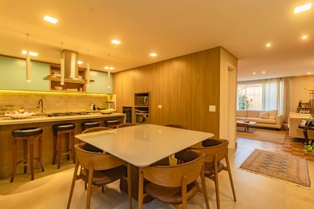 Casa à venda com 3 quartos, 200m² em Vila da Saúde, São Paulo