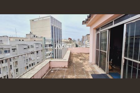 Apartamento à venda com 231m², 4 quartos e 2 vagas