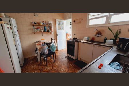 Apartamento à venda com 231m², 4 quartos e 2 vagas