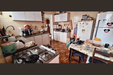 Apartamento à venda com 231m², 4 quartos e 2 vagas