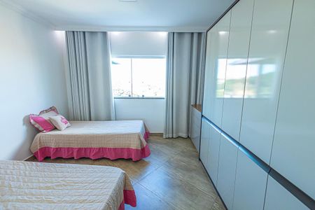 Casa à venda com 800m², 5 quartos e 8 vagasquarto 3