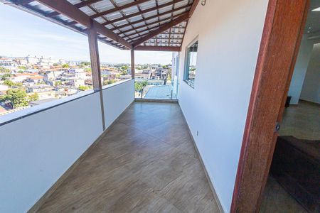 Casa à venda com 800m², 5 quartos e 8 vagasvaranda