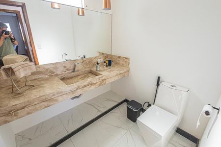 Casa à venda com 800m², 5 quartos e 8 vagasbanheiro