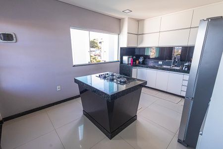 Casa à venda com 800m², 5 quartos e 8 vagascozinha