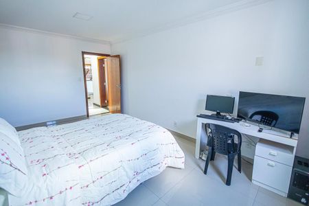 Casa à venda com 800m², 5 quartos e 8 vagasquarto 1 / suite e closet