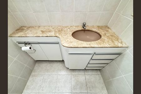 Apartamento para alugar com 50m², 1 quarto e 1 vaga Apartamento para alugar com 50m², 1 quarto e 1 vagaBanheiro