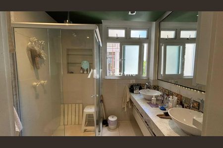Apartamento à venda com 231m², 4 quartos e 1 vaga