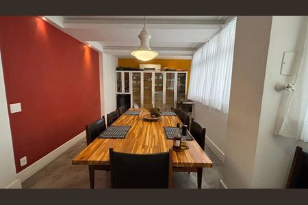 Apartamento à venda com 231m², 4 quartos e 1 vaga