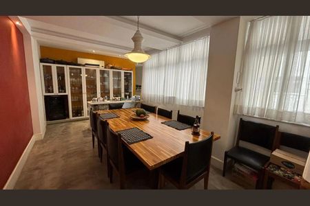 Apartamento à venda com 231m², 4 quartos e 1 vaga