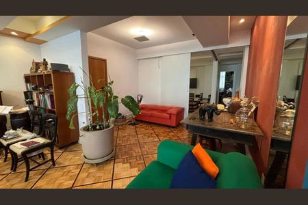 Apartamento à venda com 231m², 4 quartos e 1 vaga