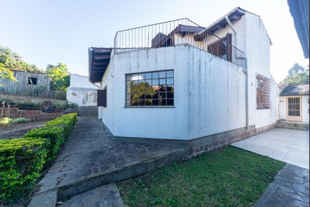 Casa para alugar com 210m², 3 quartos e 3 vagasQuintal