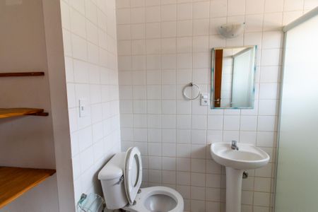 Casa de condomínio para alugar com 104m², 3 quartos e 2 vagas Casa de condomínio para alugar com 104m², 3 quartos e 2 vagasBanheiro do Quarto 3