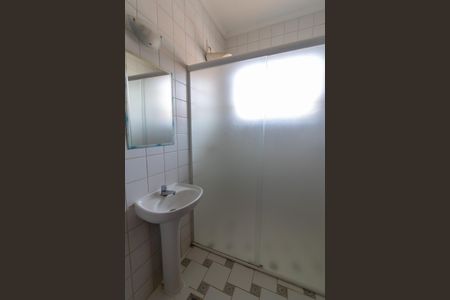 Casa de condomínio para alugar com 104m², 3 quartos e 2 vagas Casa de condomínio para alugar com 104m², 3 quartos e 2 vagasBanheiro do Quarto 3