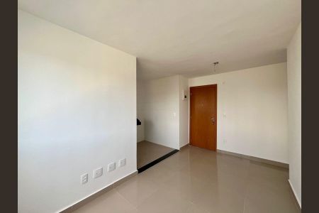 Apartamento à venda com 86m², 2 quartos e 1 vaga Apartamento à venda com 86m², 2 quartos e 1 vagaSala