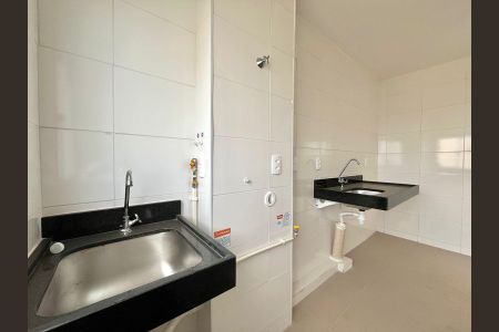 Apartamento à venda com 86m², 2 quartos e 1 vaga Apartamento à venda com 86m², 2 quartos e 1 vagaCozinha e Área de Serviço