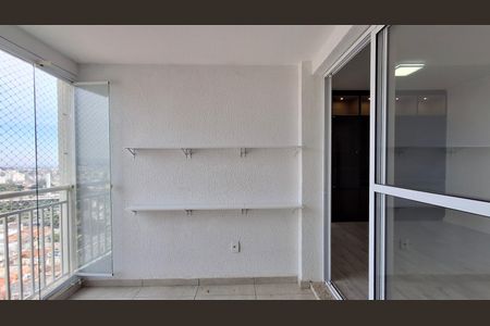 Apartamento à venda com 73m², 3 quartos e 2 vagas Apartamento à venda com 73m², 3 quartos e 2 vagasVaranda