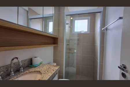 Apartamento à venda com 73m², 3 quartos e 2 vagas Apartamento à venda com 73m², 3 quartos e 2 vagasBanheiro social