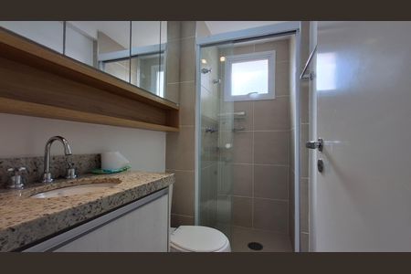 Apartamento à venda com 73m², 3 quartos e 2 vagas Apartamento à venda com 73m², 3 quartos e 2 vagasBanheiro social
