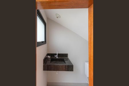 Casa à venda com 137m², 3 quartos e 2 vagas Casa à venda com 137m², 3 quartos e 2 vagasBanheiro 2