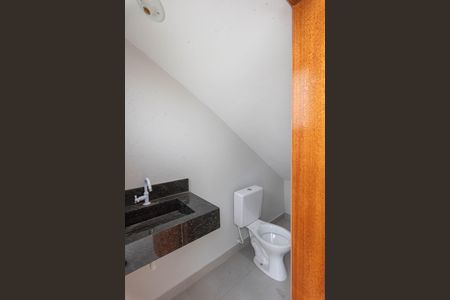 Casa à venda com 137m², 3 quartos e 2 vagas Casa à venda com 137m², 3 quartos e 2 vagasBanheiro 2