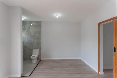 Casa à venda com 137m², 3 quartos e 2 vagas Casa à venda com 137m², 3 quartos e 2 vagasSuíte
